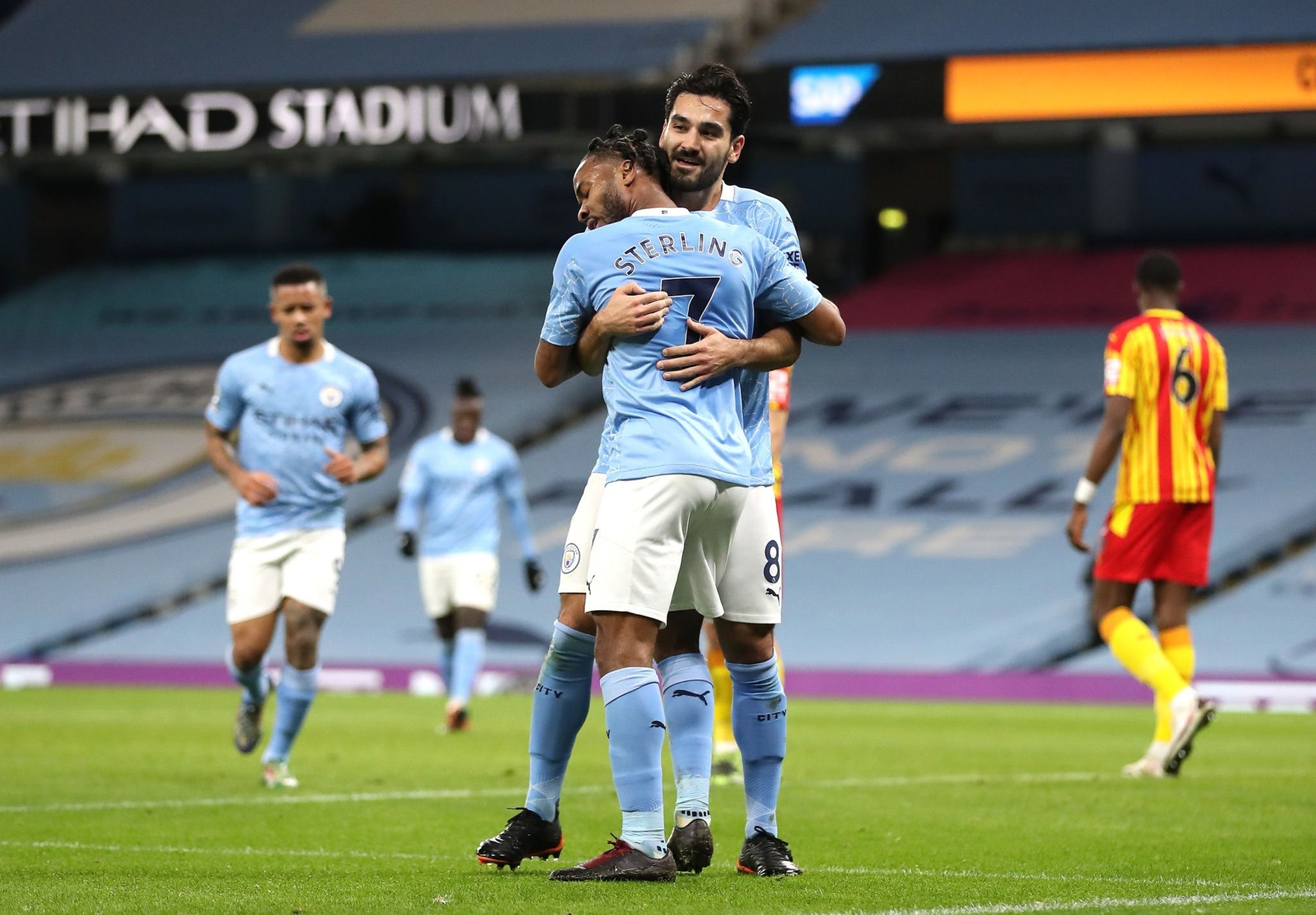 界杯不仅是 界杯不仅是